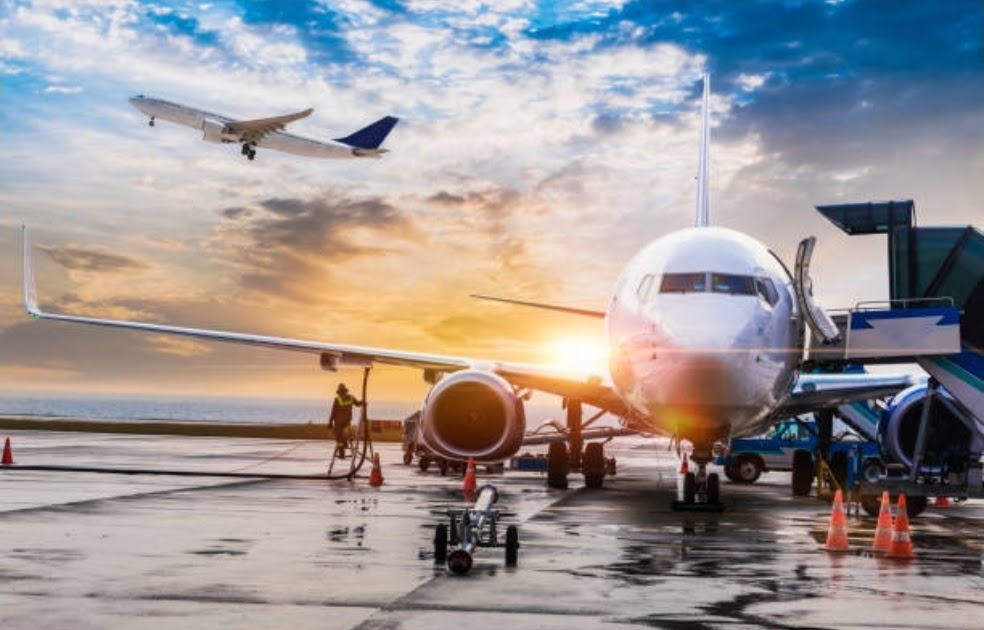 Europa kan gå tom for flydrivstoff om få uker