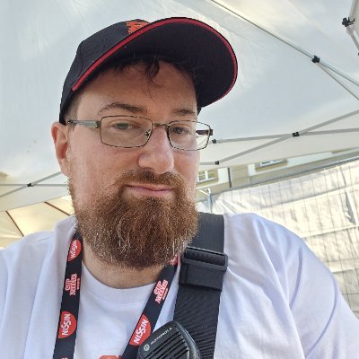 LiaraAlis twitter avatar